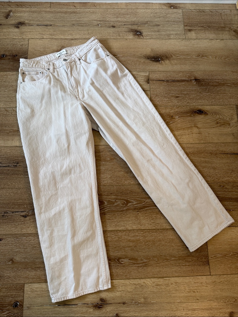 Abercrombie & Fitch Beige Curve Love High-Rise Jeans
